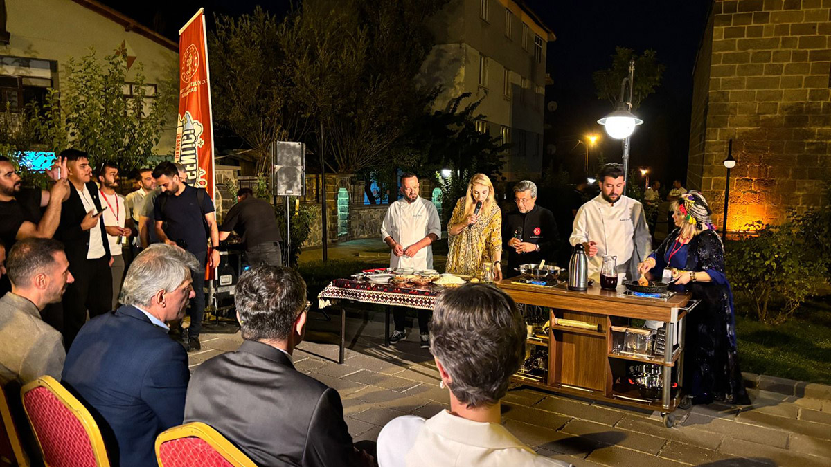 0305552a-db33-44fe-b586-dfce2cdb295e