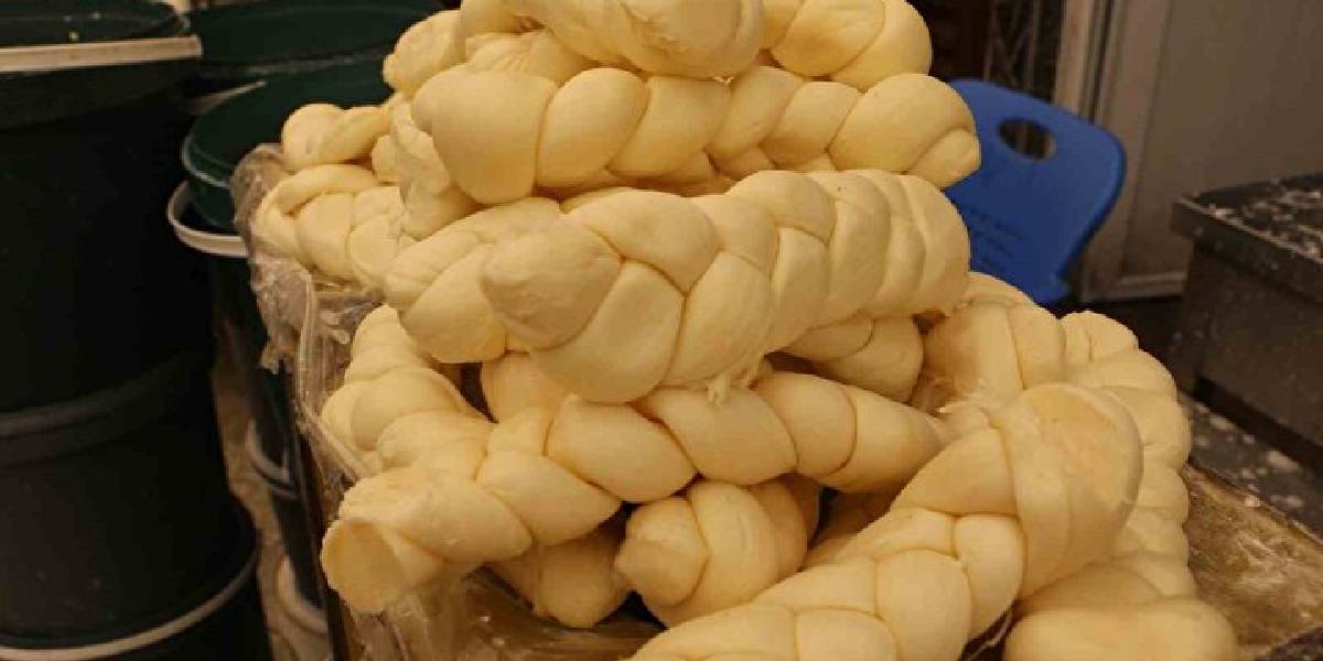 diyarbakirda-kis-icin-peynir-hazirligi-3