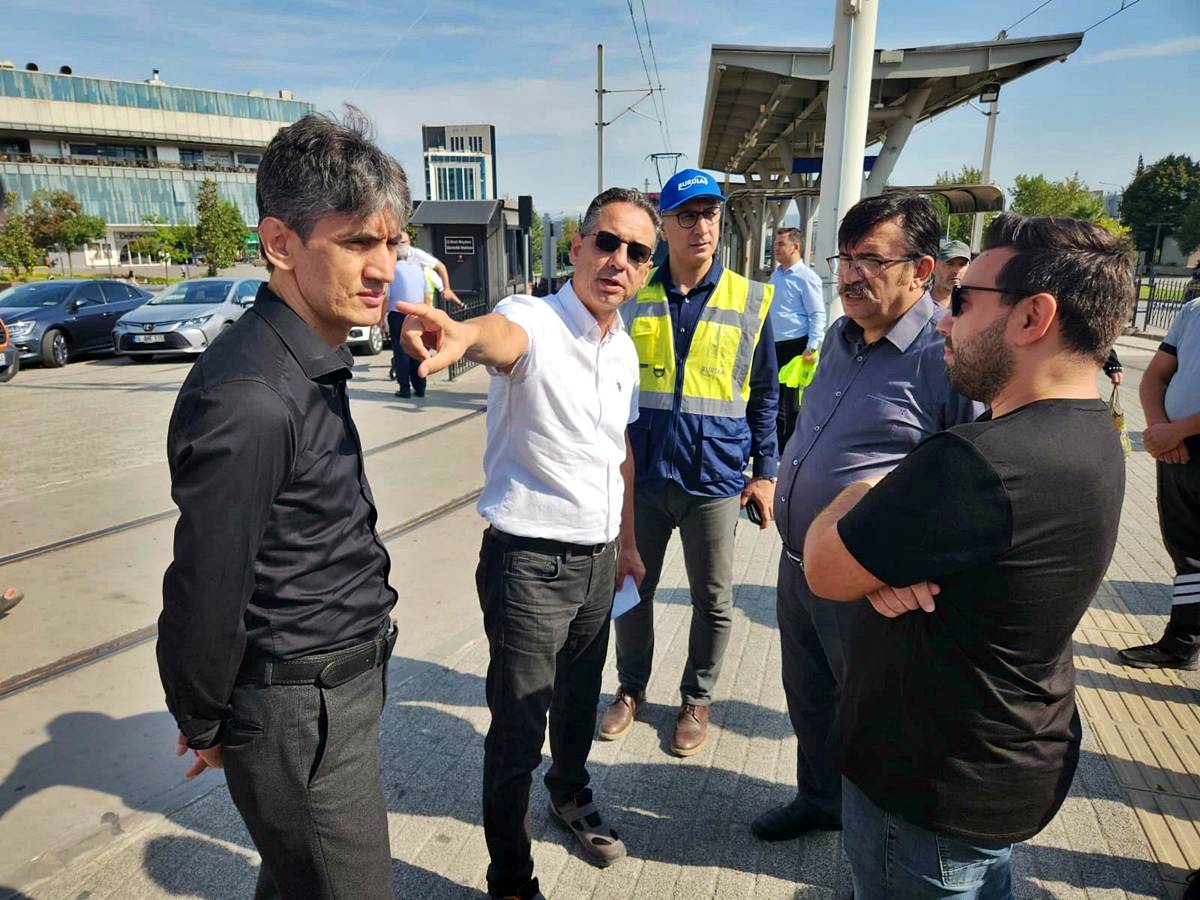 bursa-tramvay-metro-entegrasyon-istasyonu-1
