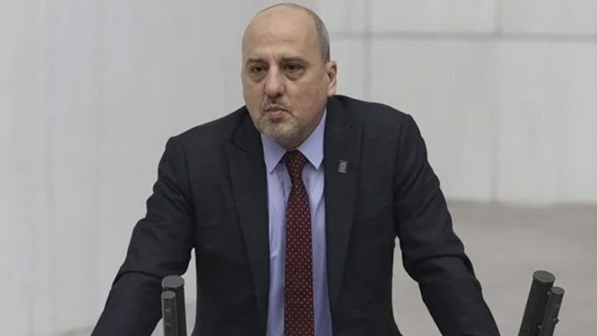 aahmet.jpg