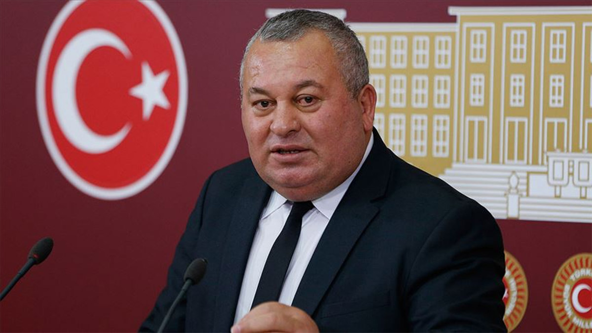 cemal.jpg