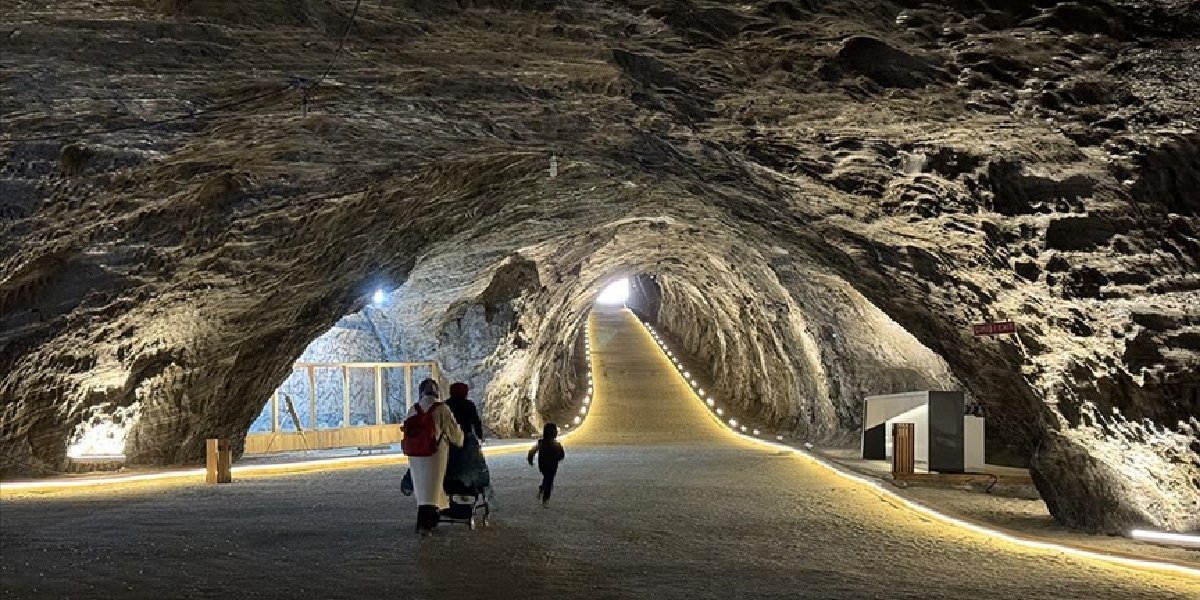 cankiri-tuz-magarasi