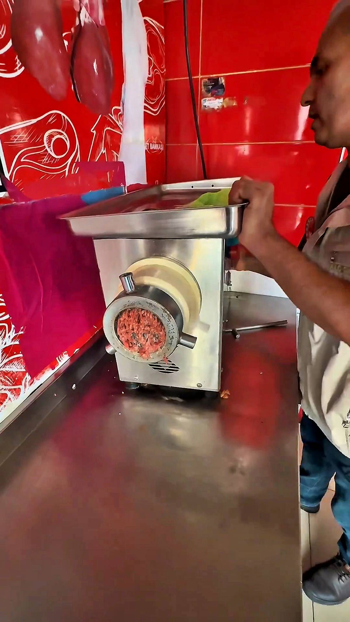 gaziantep-bozuk-et-satan-kasap-hangisi-nerede-10