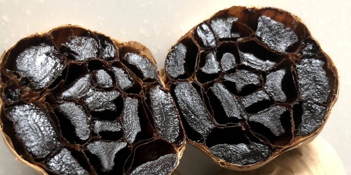 siyaha-donusturulen-taskopru-sarimsagi-1