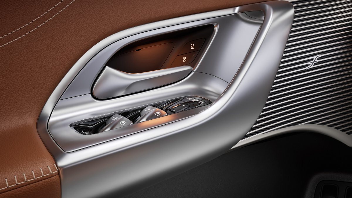 yeni-mercedes-glc-eq-7-eylul-tanitim