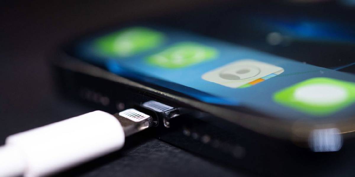 telefon-sarj-ederken-dikkat-1