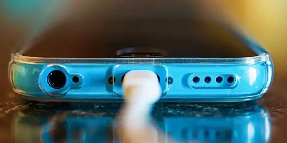 telefon-sarj-ederken-dikkat-3