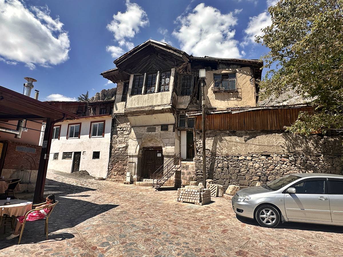 tokat-hisariye-medresesi-nerede-tarihi-onemi-nedir-1