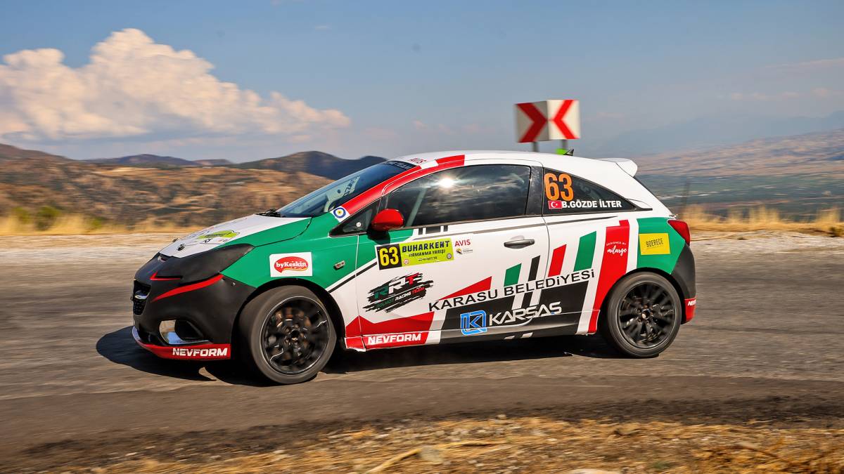 1757325822-buharkent-tirmanma-kadinlar-betulgozdeilter