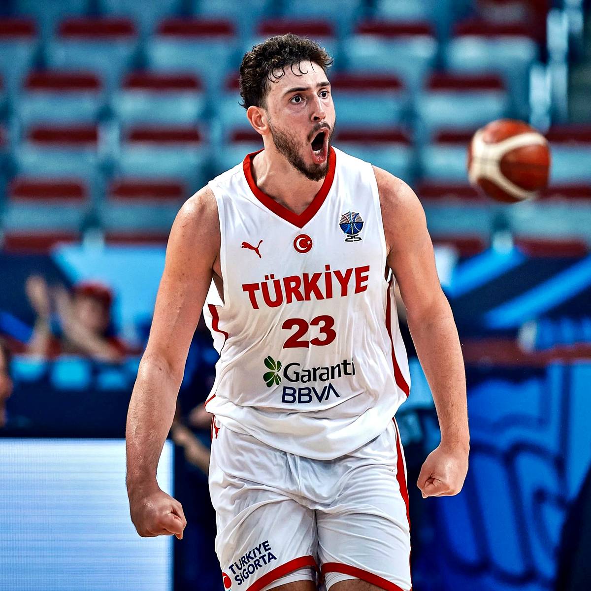 alperen-sengun-kimdir-kac-yasinda-aslen-nereli-hangi-takimlarda-oynadi-8