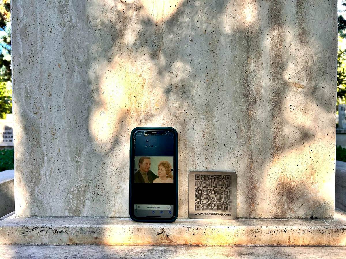 mezar-taslarindaki-qr-kare-kodlar-ne-ise-yariyor-2