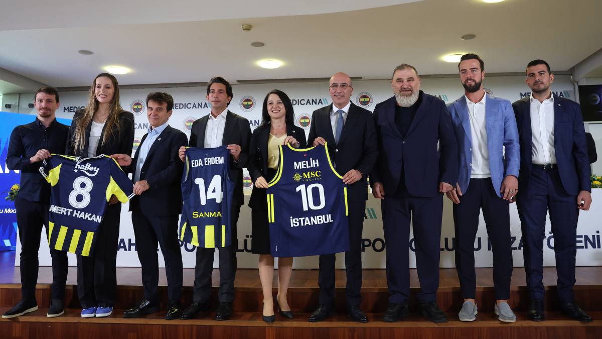 fenerbahce-x-medicana-imza-toreni-001