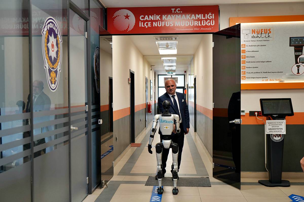 samsun-canik-robota-kimlik-cikartildi-festman-canik-1