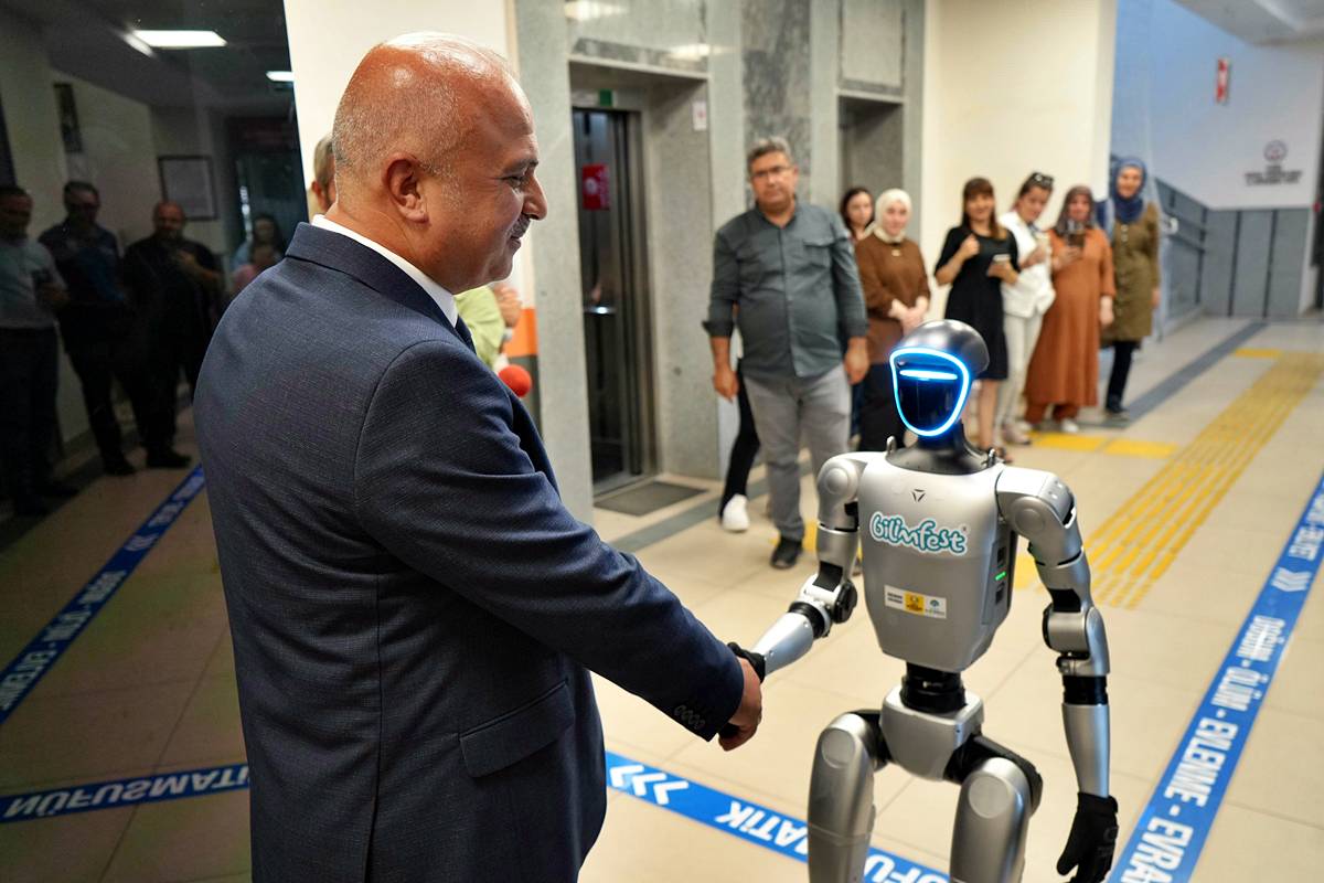 samsun-canik-robota-kimlik-cikartildi-festman-canik-2