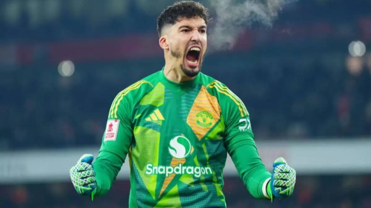 manchester-united-dan-altay-bayindir-a-buyuk-sok-19016453-8698-amp-jpg-kopyasi