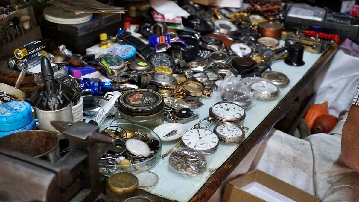 kutahya-saatci-kemal-yucer-1