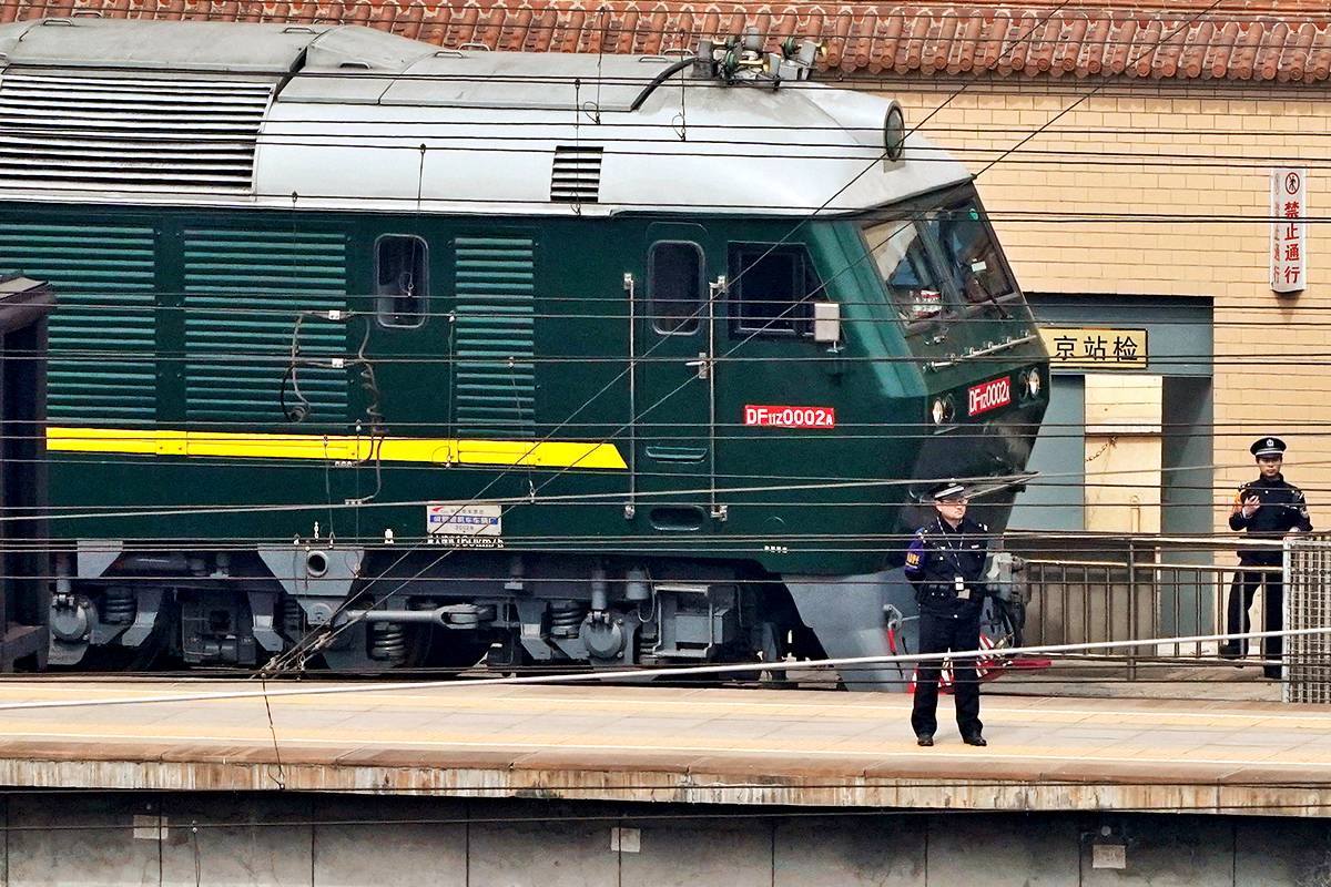kuzey-kore-lideri-kim-jong-un-treni-10