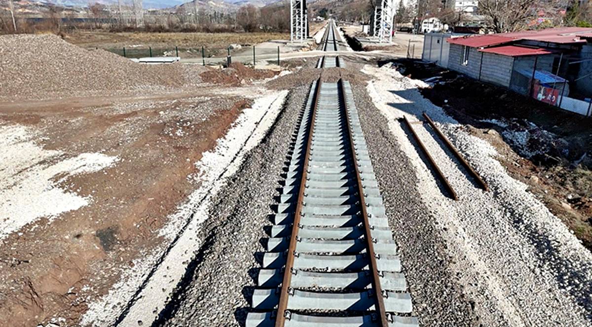 malatya-golbasi-narli-nurdagi-demiryolu-hatti-ne-zaman-acilacak-1