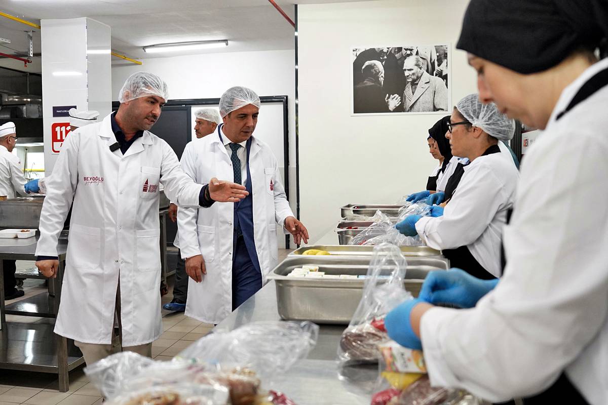 beyoglu-ogrencilere-beslenme-destegi-hangi-okullarda-gecerli-1