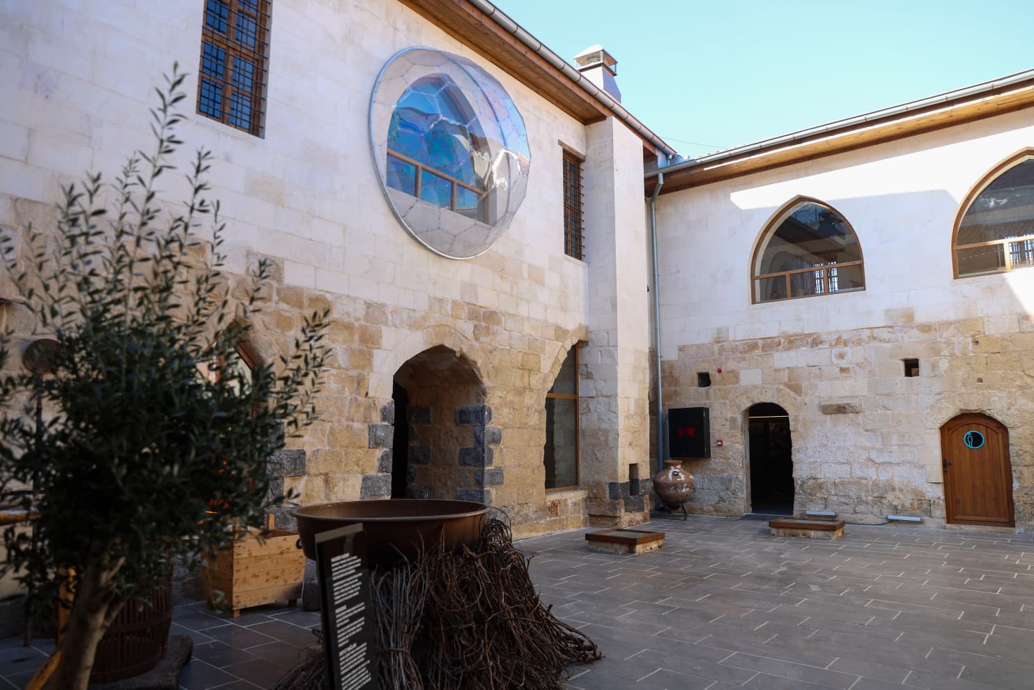 whatsapp-image-2025-09-18-at-00-17-10