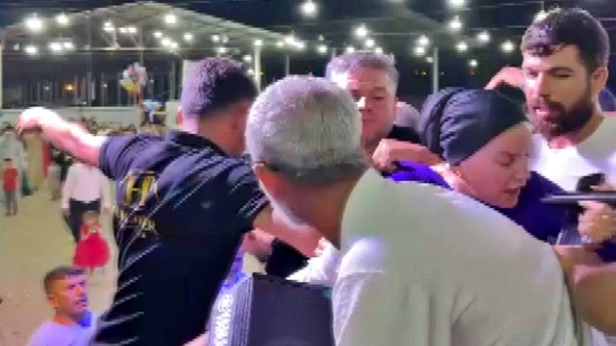 hatay-esin-solist-kimdir-kac-yasinda-aslen-nereli-6