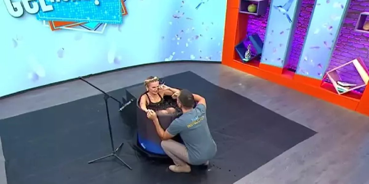 ece-erken-canli-yayin