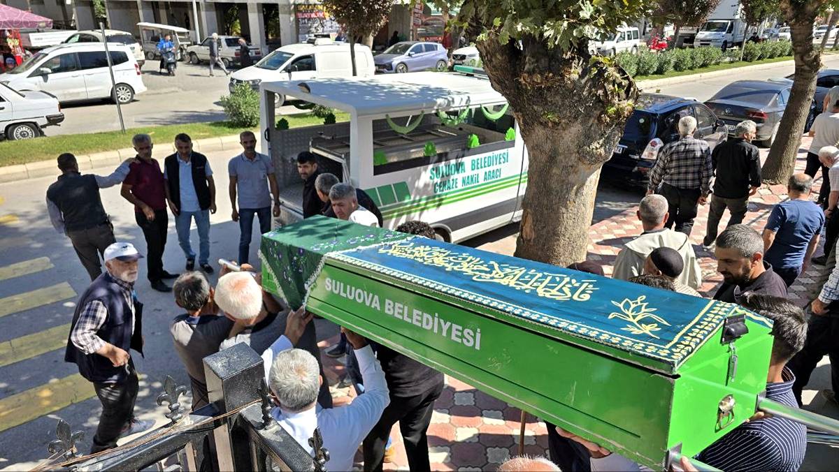 turkiyenin-en-yasli-insani-kim-kac-yasinda-3