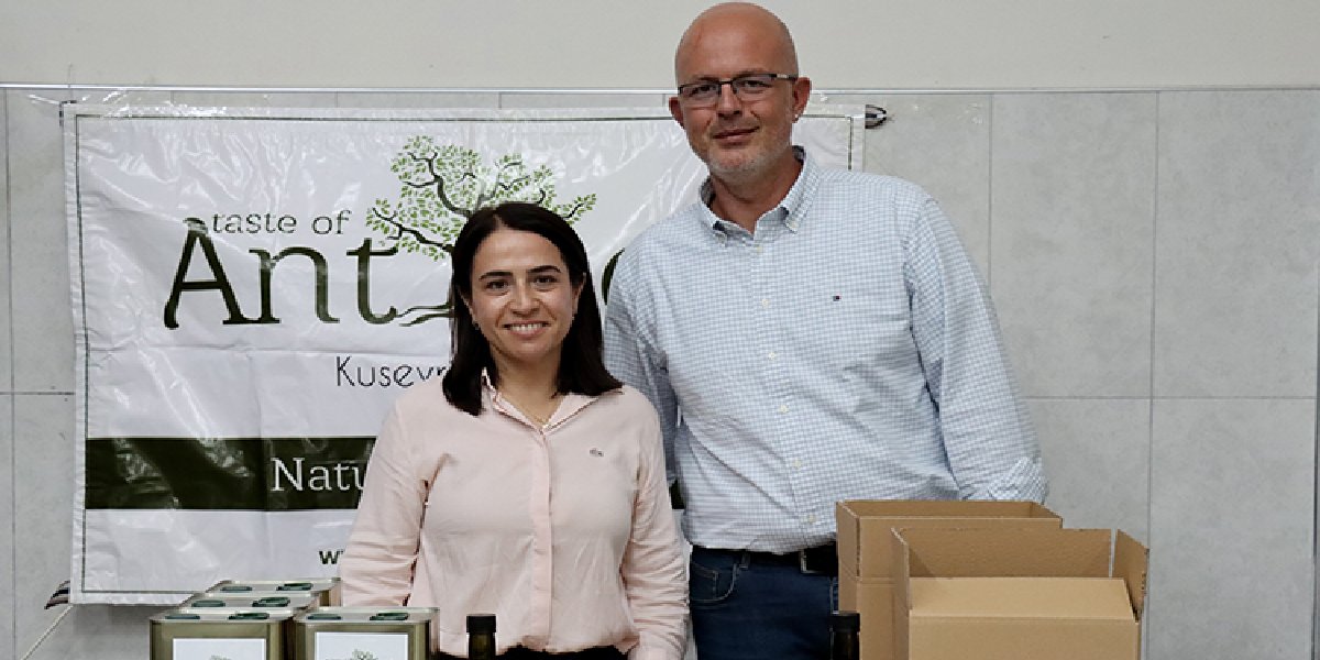 ozge-gundogdu-salih-zeytin