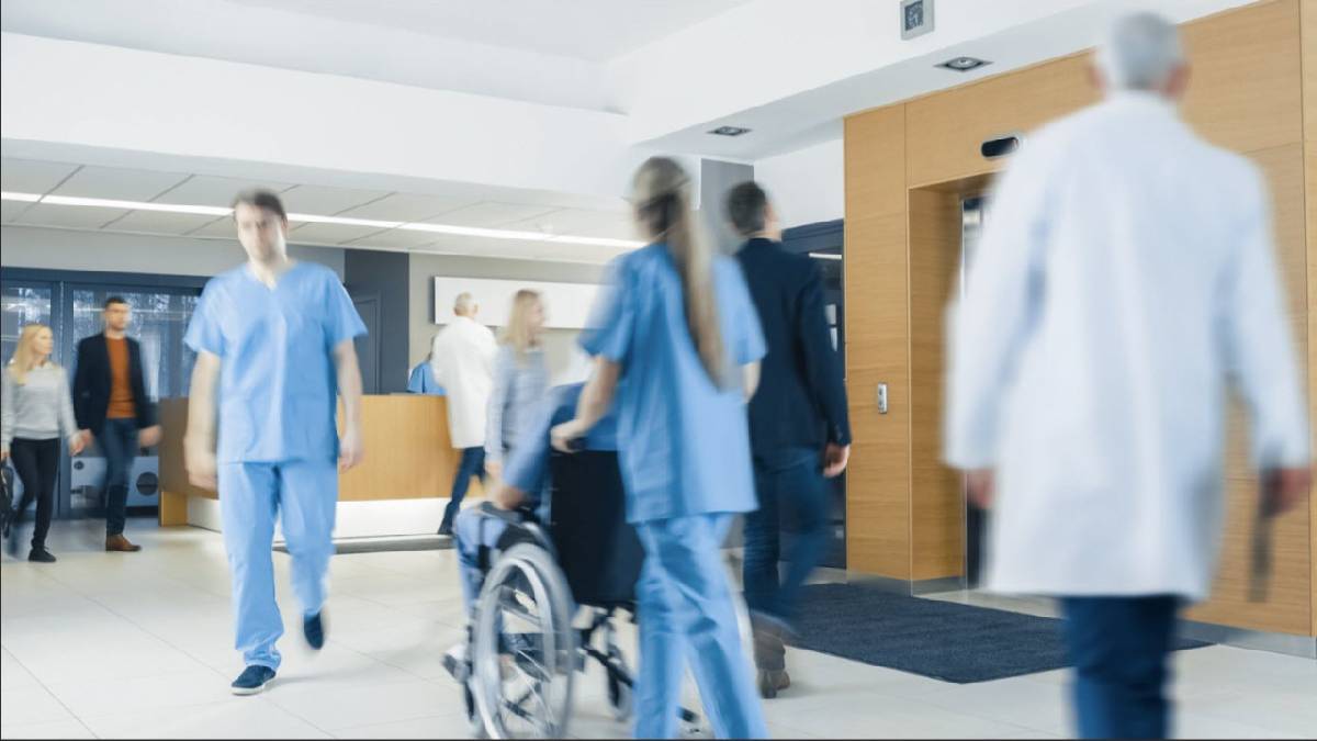 hastane-saglik-personel-kapak