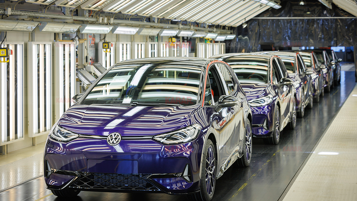 2025/10/03/vw-id-3-gtx-fireice-uretim-hatti.png