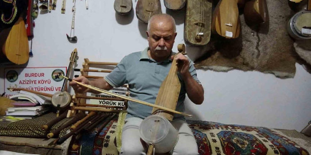 mehmet-bedel-saz.jpg