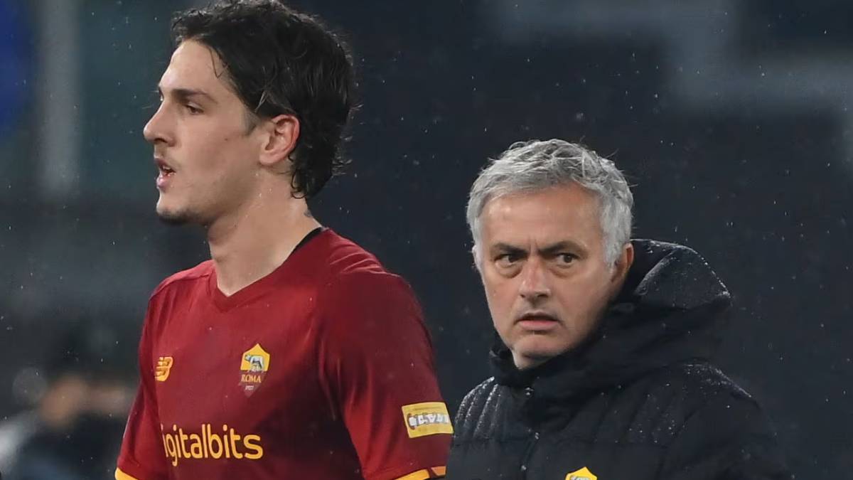 zaniolo-mourinho-jpg-kopyasi.jpg
