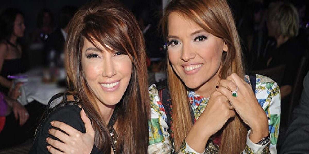 demet-akalin-hande-yener.jpg