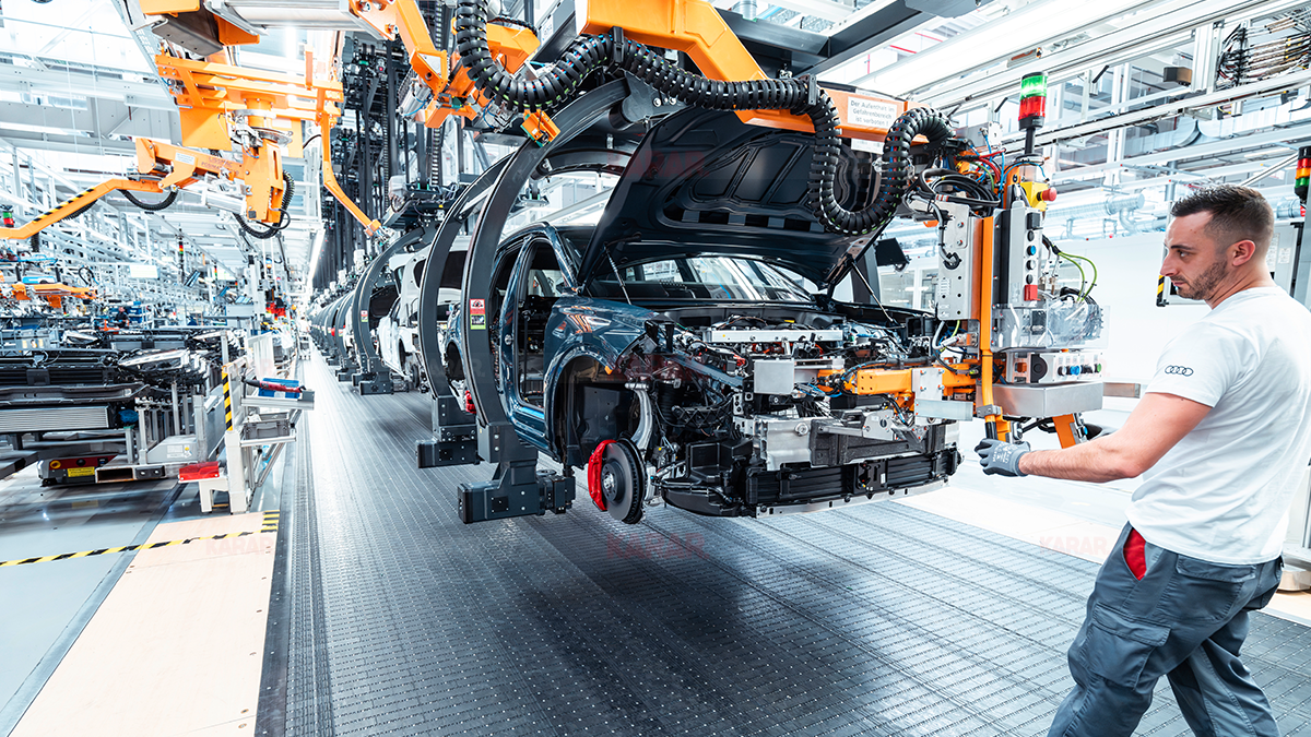 audi-q6-e-tron-elektrikli-otomobil-uretim-hatti.png