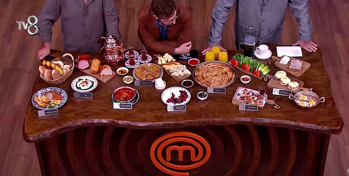 masterchefte-dokunulmazlik-oyunu-kim-kazandi-3-kasim-eleme-adayi-kim-oldu-potaya-kimler-gitti-3.jpg