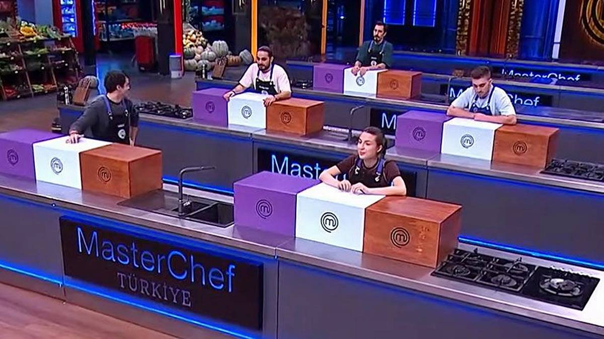 masterchef-24-kasim-dokunulmazlik-oyununu-hangi-takim-aldi-2.jpg