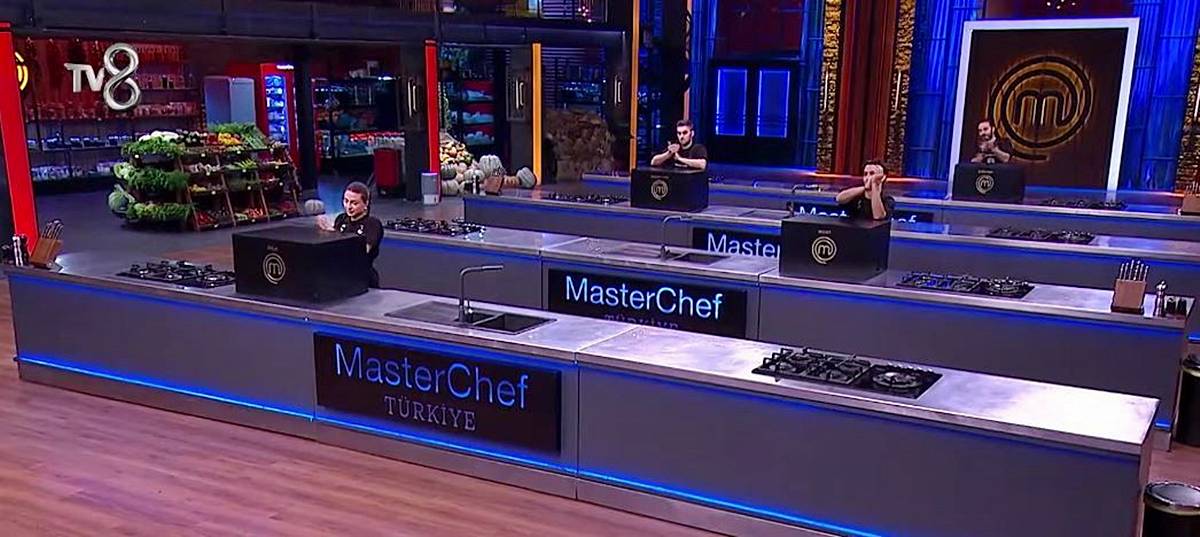 masterchef-ayla-mert-muratcan-cagatay-puanlari-7.jpg