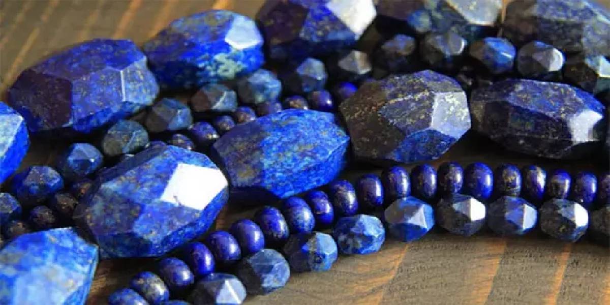 lapis-lazuli-ultramarin-mavisi-1.jpg