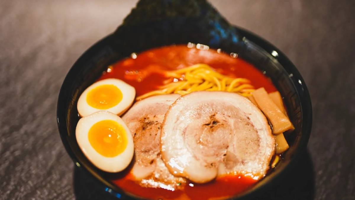 yokohama-style-ramen.jpg
