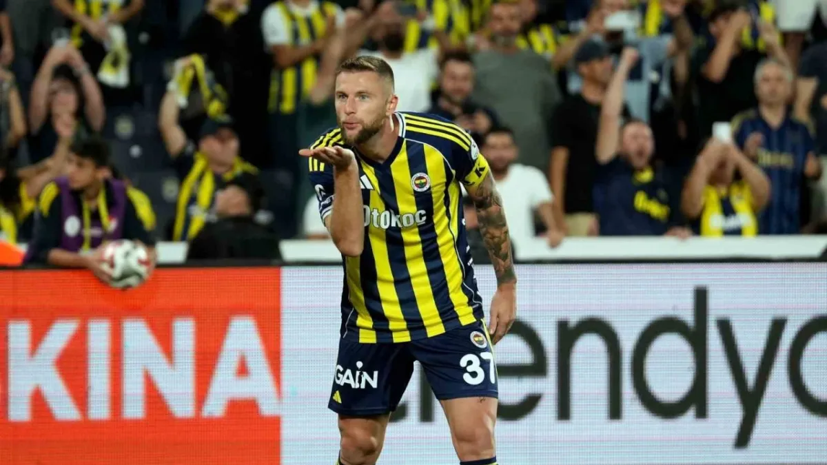 fenerbahce-nin-ligdeki-ilk-golu-milan-skriniar-dan-72975.webp