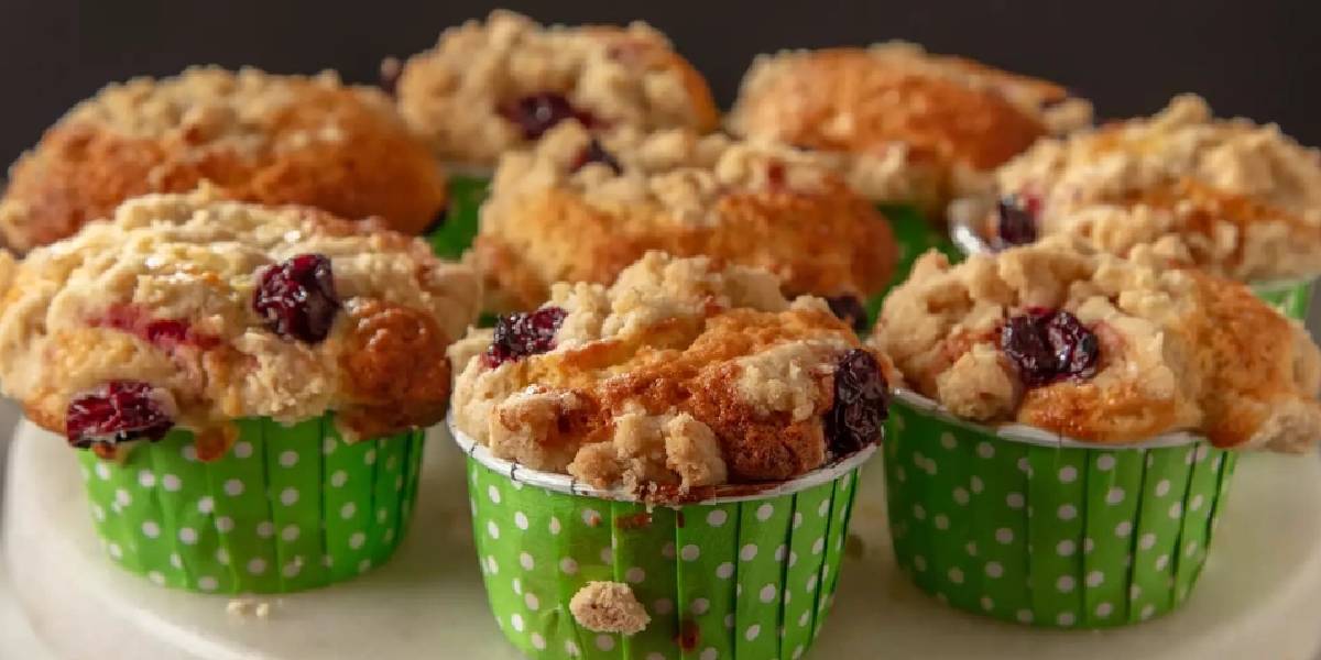 visneli-crumble-muffin-tarifi-1.jpg