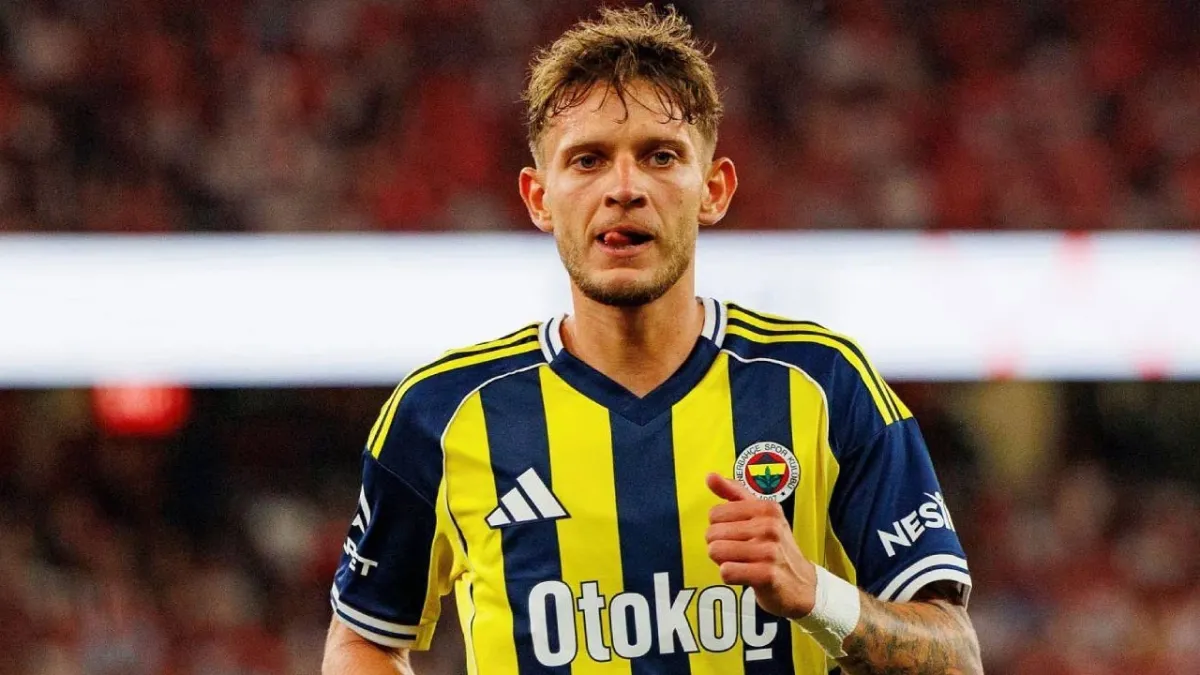fenerbahcede-szymanskinin-ayriligi-ufukta-anlasmada-son-nokta-o9pl-jpg.webp