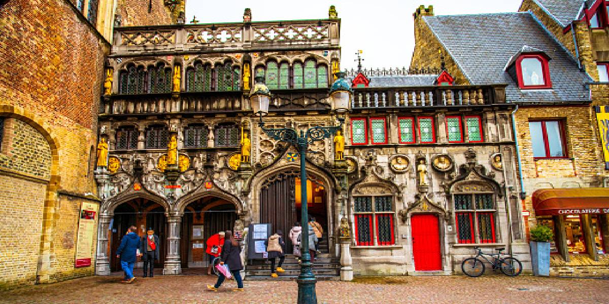 brugge-kutsal-kan-bazilikasi.jpg