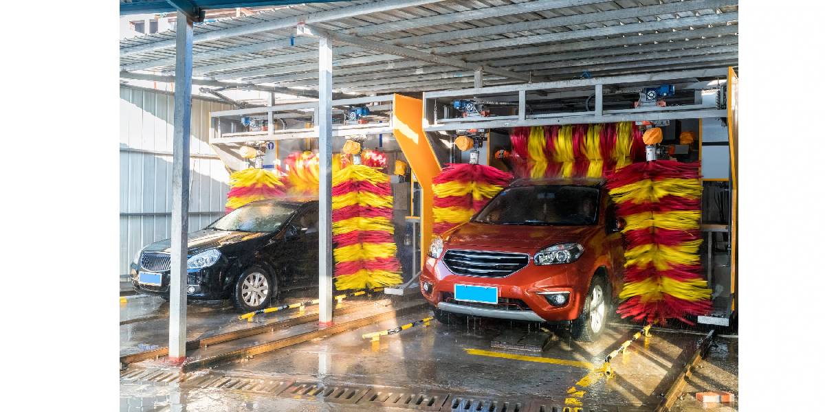 arabayi-otomatik-oto-yikamada-yikamanin-zarari-2.jpg
