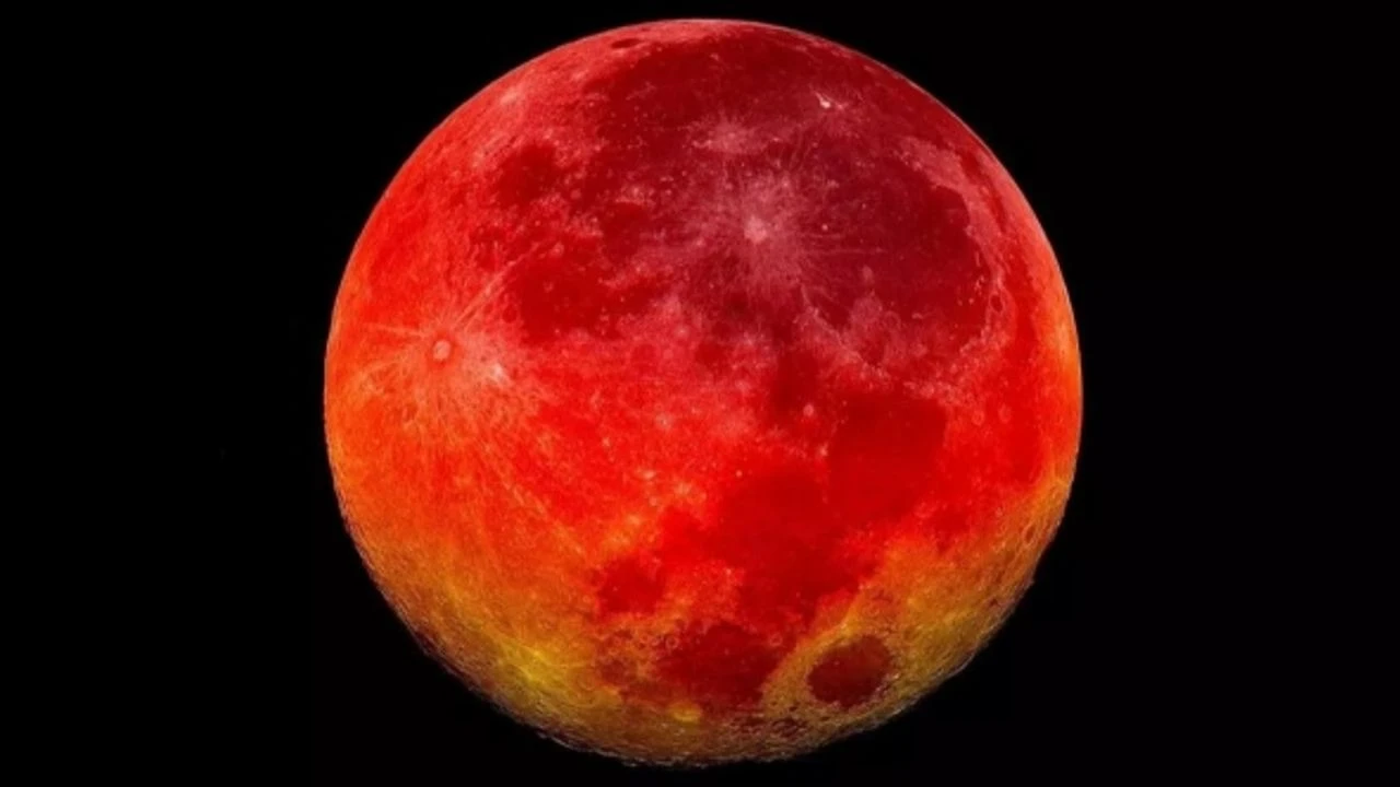 kanli-ay-tutulmasi-ne-zaman-gerceklesecek-turkiye-den-gozlemlenebilecek-mi-b57d3.webp