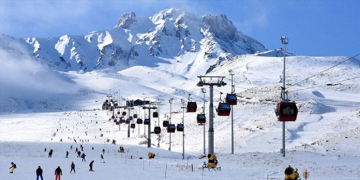 erciyes-kayak-merkezi-aa.jpg