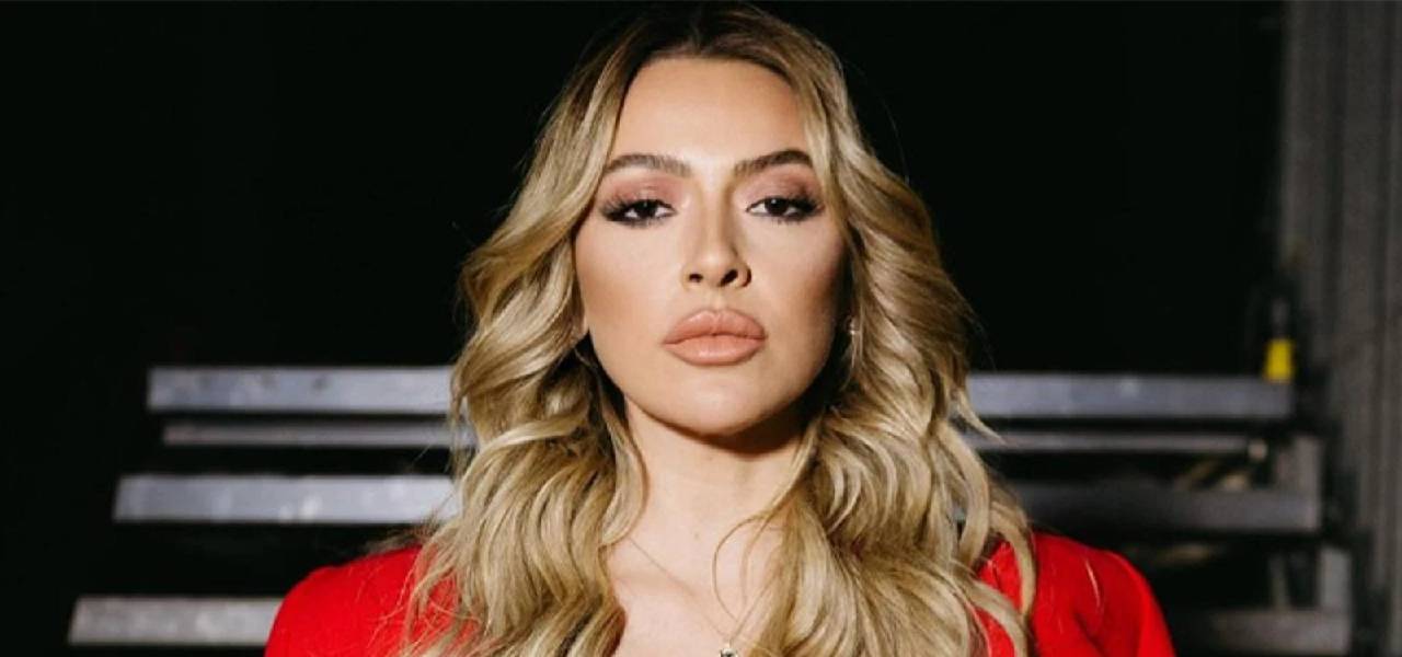 hadise.jpg