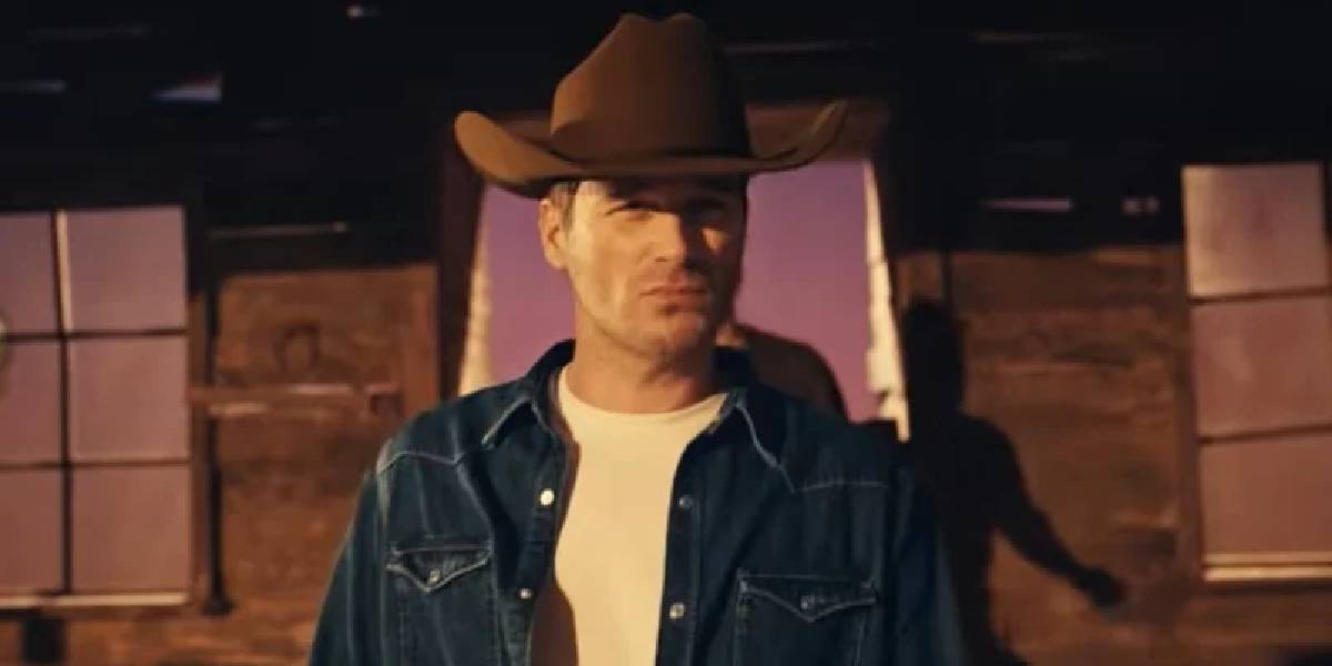 kivanc-tatlitug-1.jpg