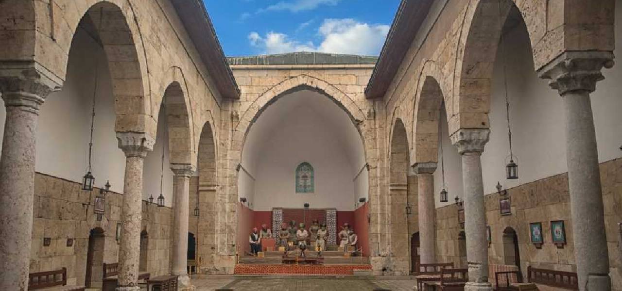 sabuncuoglu-serefeddin-cerrahi-ve-tip-tarihi-muzesi.jpg