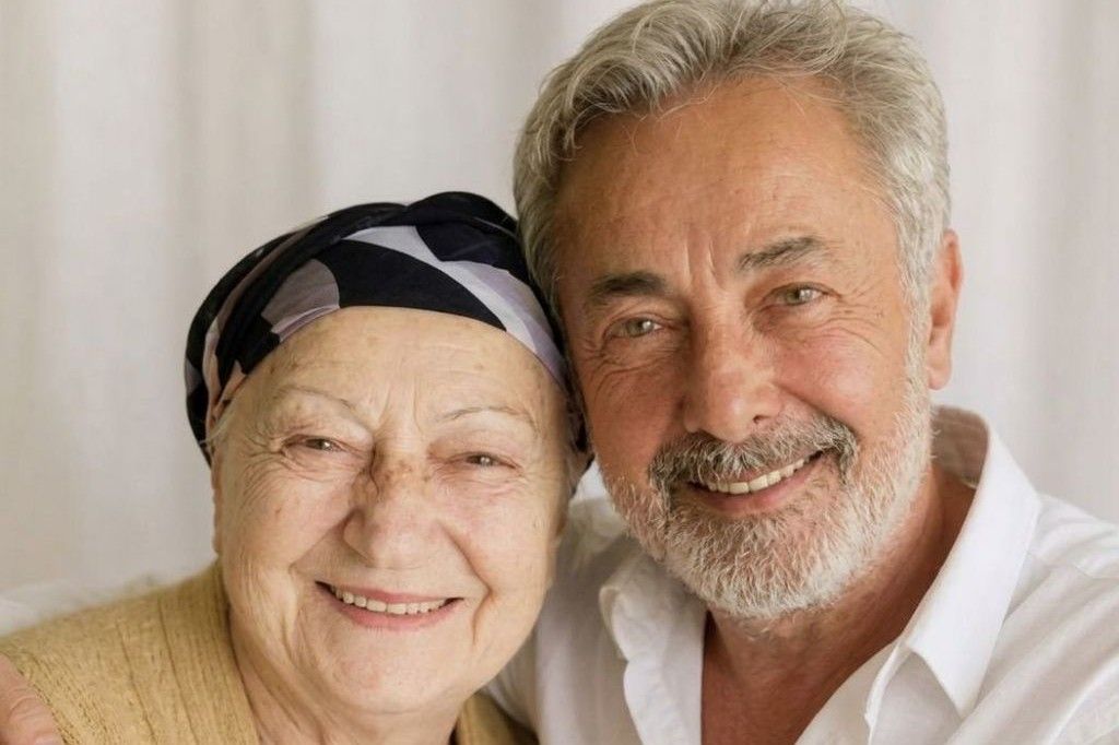 mehmet-aslantug-annesi-002-jpg-85439-8420856-001.jpeg